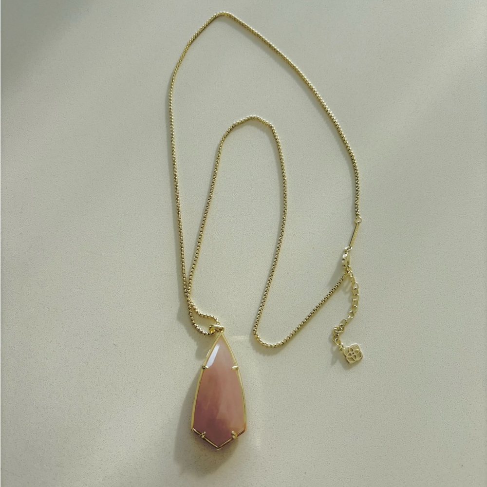 Kendra Scott Pendant Necklace Pink / Silver